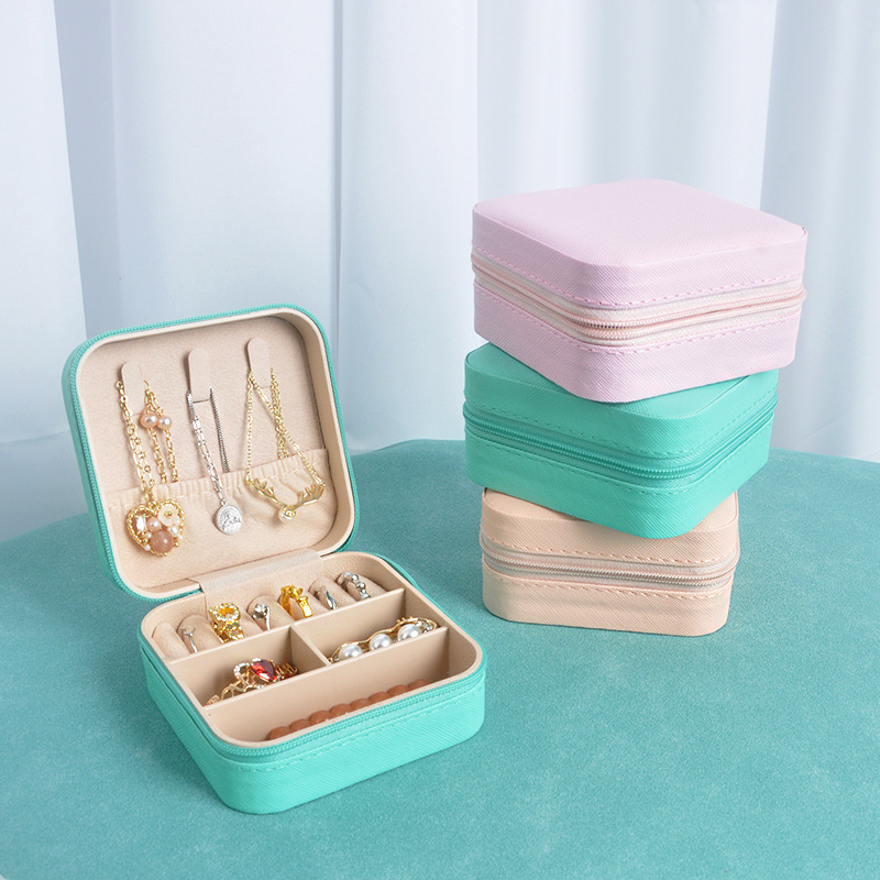 Scatola portaoggetti colorata  - Accessories Travel Jewelry Box recensione e prezzo