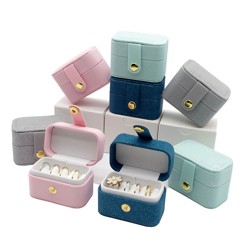 Portagioie Portatile in Pelle  - Accessories Travel Jewelry Box recensione e prezzo
