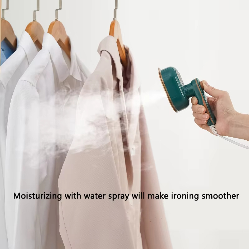 Nuovo ferro da stiro per vesti - Portable Steamer Clothes recensione e prezzo