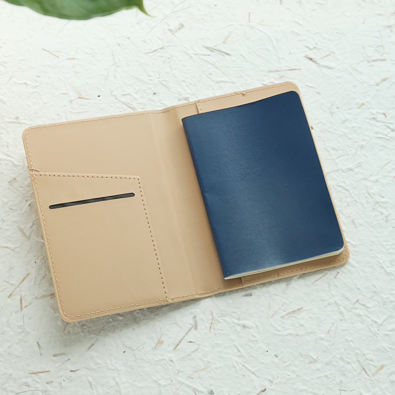 Copertina per Passaporto Perso - Travel Accessories Hong Kong recensione e prezzo